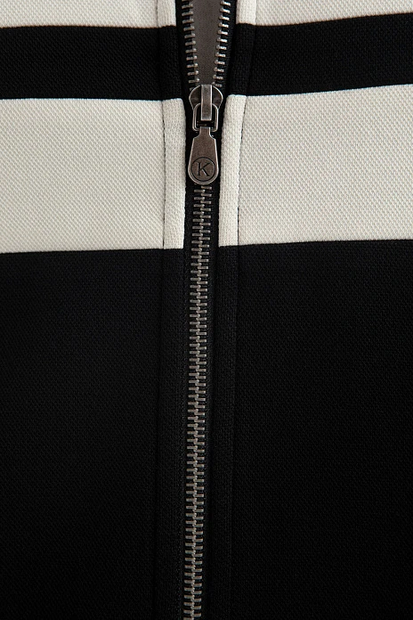 Толстовка на молнии, цвет Черный